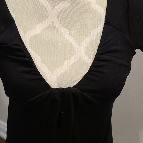 Aritzia Wilfred blk plunge neck dress - Picture 2 of 8